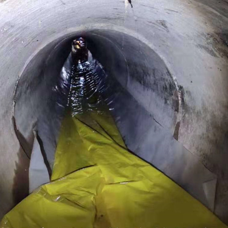 新邱管道紫外光固化修复